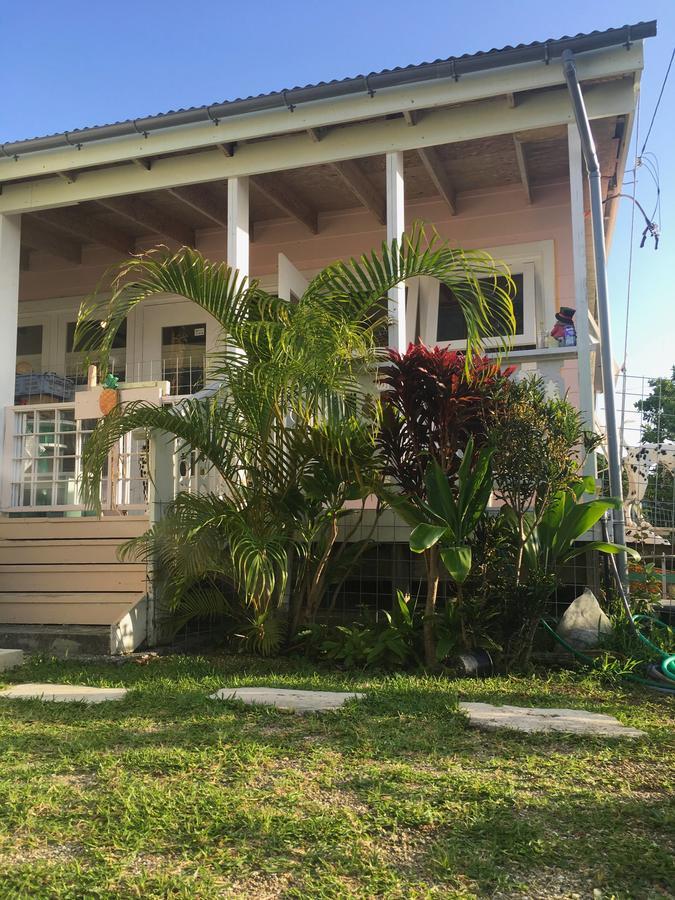Guest House One One One นันโจ ภายนอก รูปภาพ